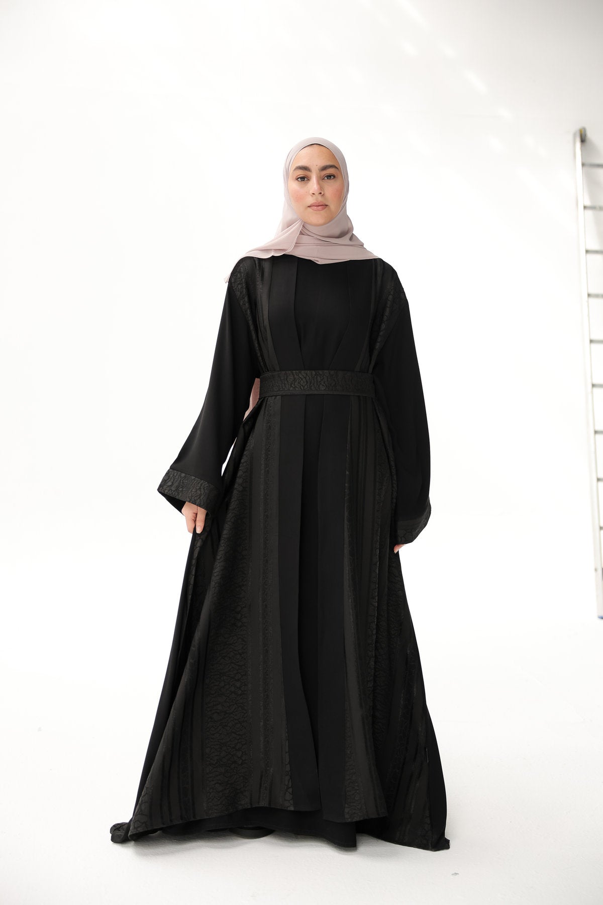 Jacquard abaya