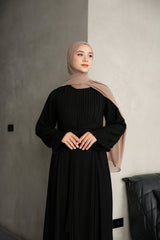 Front pleated abaya
