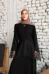 Noire Dantelle  Abaya