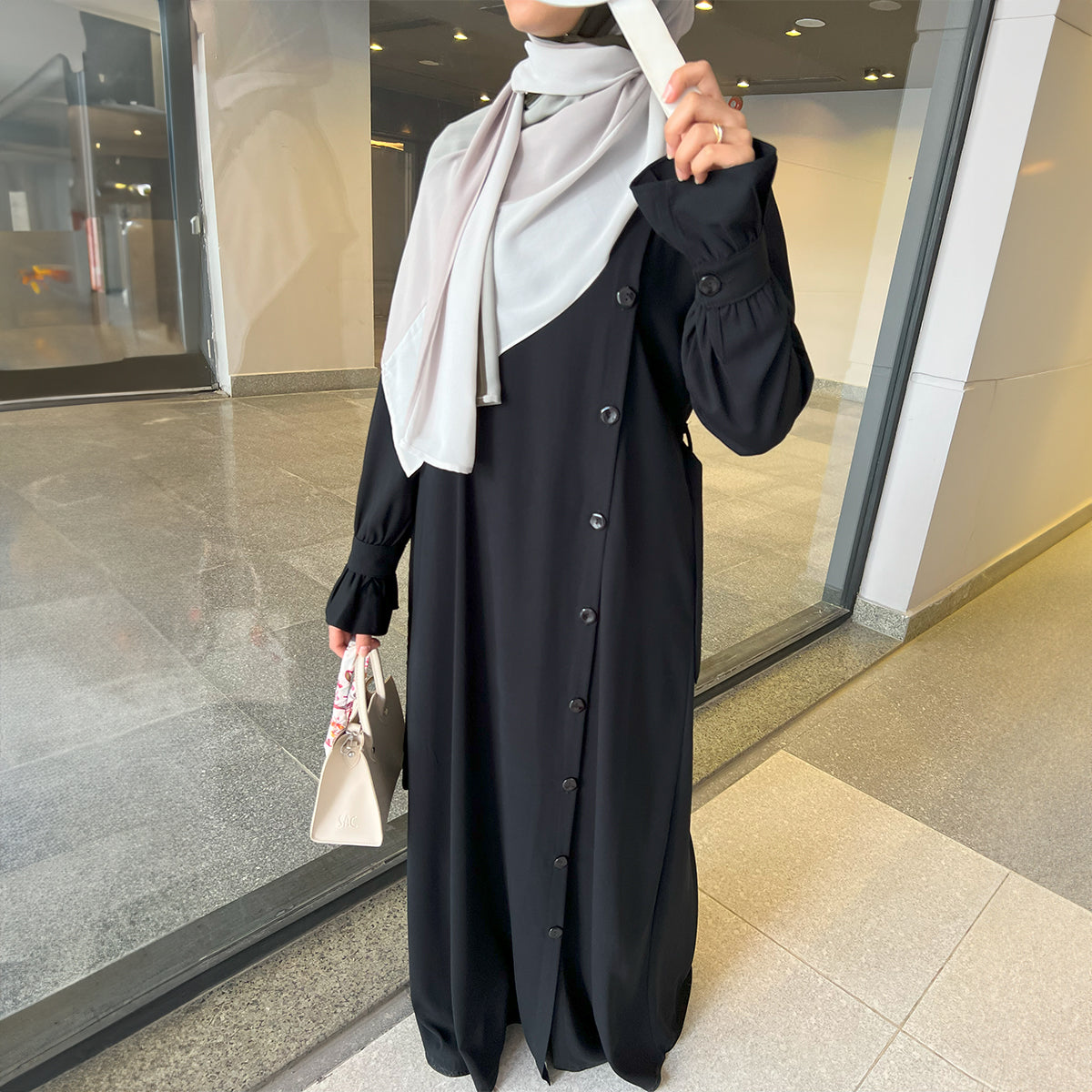 Side Buttons Abaya