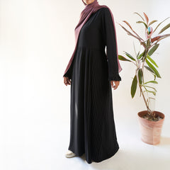 Side Pleated Abaya