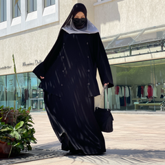 Layal Abaya