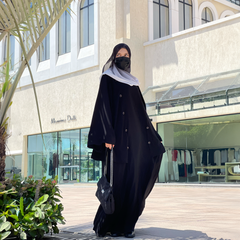 Layal Abaya