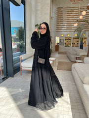 Flowy abaya