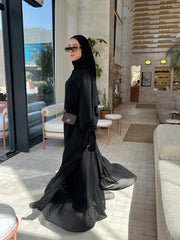 Flowy abaya