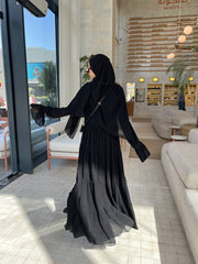 Flowy abaya