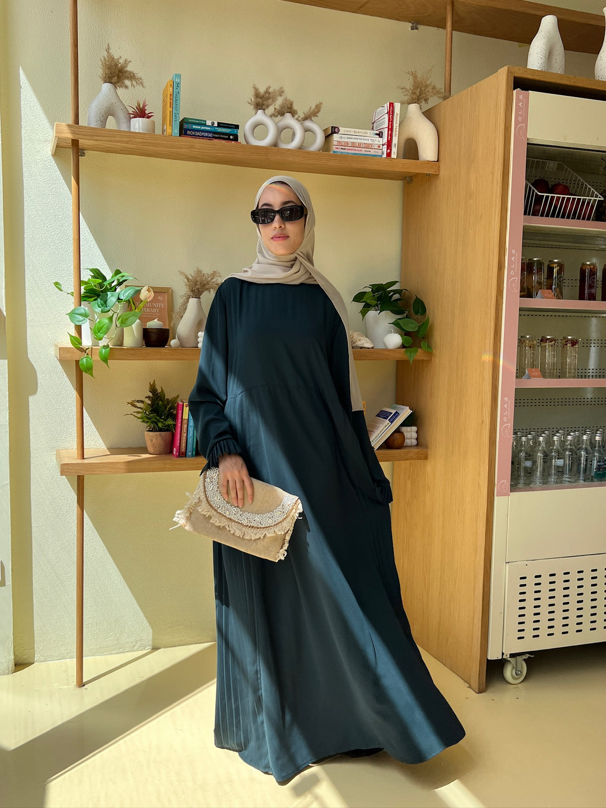 Side Pleated Abaya