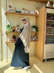 Side Pleated Abaya