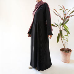 Black Side Pleated Abaya