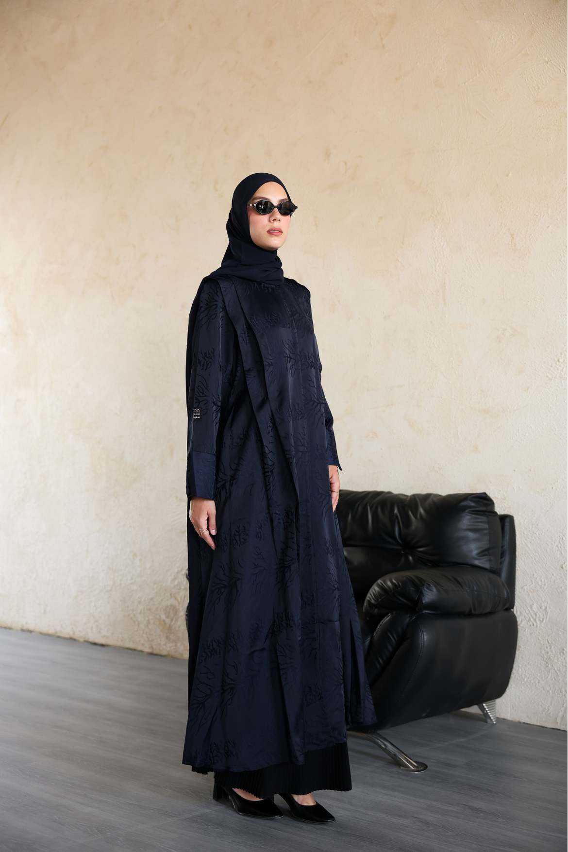 Navy Drape abaya